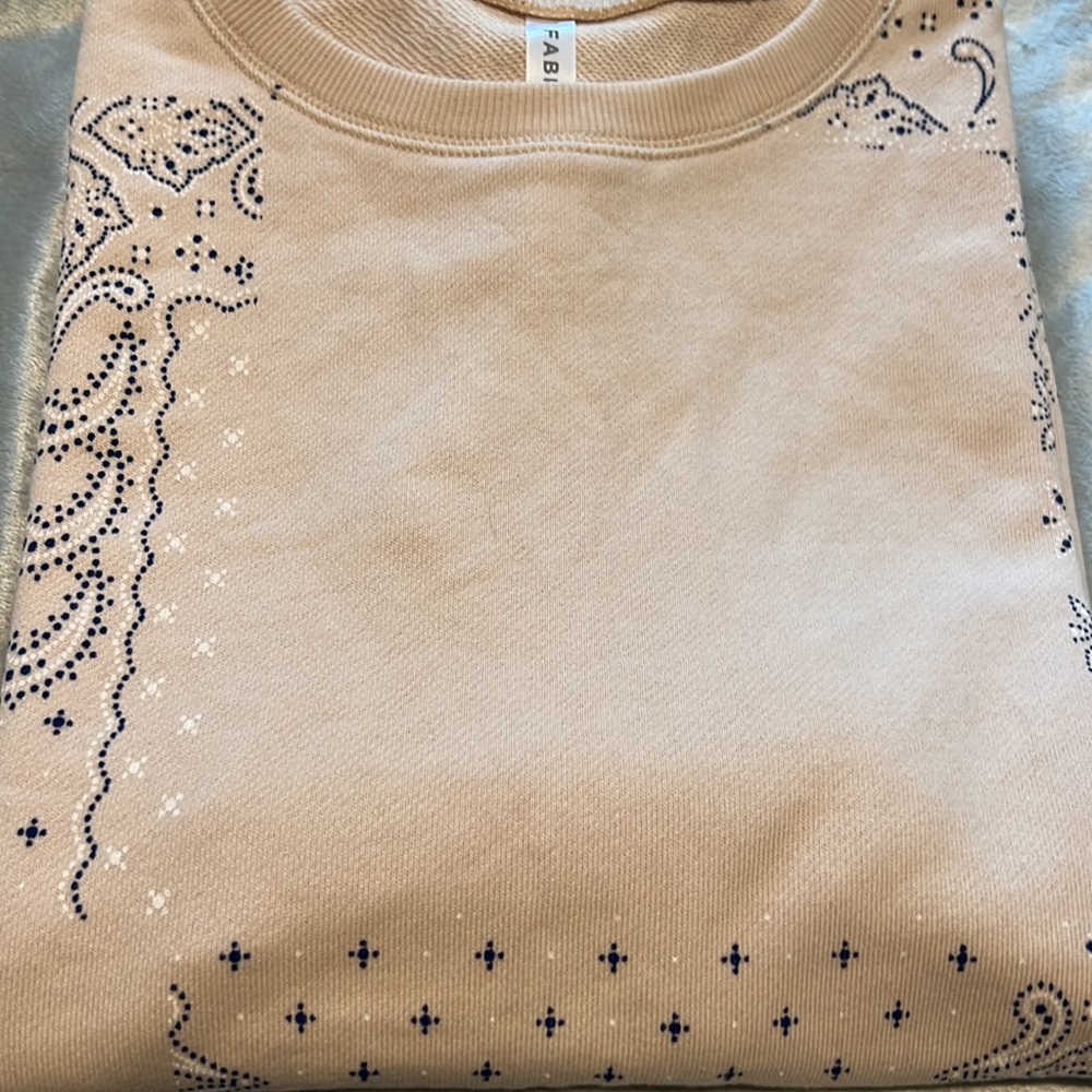 Fabletics sweater - Picture 9 of 9